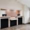 Solara Inn and Suites