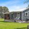 Wakefields - an enchanting mountain view cottage