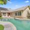 Great Pool House with Modern Design Touches! - أوستن