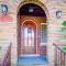 Silver Springs Home Walk to Downtown!