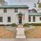 Charming Home 3 Blocks to Winona State University - Winona