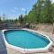 Summer Getaway with Pool and Nearby Attractions - Cobourg Summer Getaway with Pool and Nearby Attractions - Cobourg