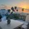 Sunset Deluxe Villa and Studios