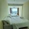 Sky Suites 2BR 2 Baths with Parking - Kampong Sembulan