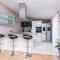Six-Bedroom Holiday Home In Galovac