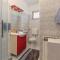 7 Bedroom Nice Home In Labin