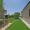 Awesome Home In Galizana