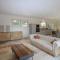 Stunning Home In Suze La Rousse - 叙兹拉鲁斯