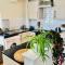 Modern 2 bedroom apartment 1 min from metro - 伦敦