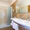4 Bedroom Beautiful Home In Turcic