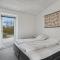 Gorgeous Home In Ringkøbing With Wifi