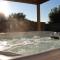 Broadway Farm Holiday Barn with hot tub - Swansea