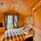 Grand Log Cabin with Fireplace and 12-14 Beds - Beitostøl