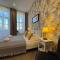 CENTER rooms
