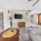 Charming Family Home with Lush Garden - ميامي
