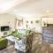 Six-Bedroom Holiday Home In Zagvozd