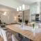 Beautiful Home In Kamen Most