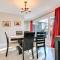Lakefront Hartland Cottage with Patio and Fire Pits! - Hartland