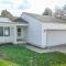 Pet-Friendly Urbandale Home about 8 Mi to Des Moines!