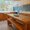 TIM304 - Studio moderno no Alto-Leblon