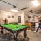 Devan House - An Entertainers Retreat Close to Town
