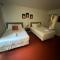 Midcentury Modern - Pool & Hot tub - Retro Retreat