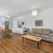 Greenwood Cottage - Close to CBD, Leafy Backyard