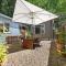 Greenwood Cottage - Close to CBD, Leafy Backyard