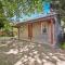 Greenwood Cottage - Close to CBD, Leafy Backyard