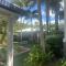 2 Bedroom Family or Corporate Stay self-contained Apartment in Cairns