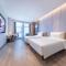 Atour Hotel Haikou Binhai Avenue Xixiu Beach