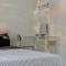 Studio at AkademikSuite JB Mount Austin with WiFi Projector Pool - Джохор-Бару