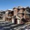 Cozens Pointe I-101 condo