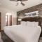 Cozens Pointe I-101 condo