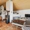 3 Bedroom Cozy Home In Jerup
