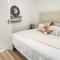 Libra 3 - Sleeps 6