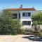 Awesome Apartment In Umag With Wifi