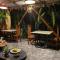 Heaven Glamping & Restaurant Tetebatu - 特特巴图