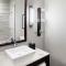 Cambria Hotel White Plains - Downtown