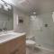Renovated 2 BR Aspen Condo Ski-in out - Aspen