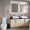 Spacious Seaview 1 Bedroom Apt - Durban