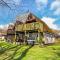 Treetops Lodge - Sydenham Damerel