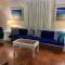 Fabulous condo, 5 mins from Mullins Beach.