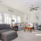 Island Dreamin by Bryant Real Estate - رايتسفيل بيتش