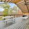 Games and Fire Pit Waterfront Beaver Lake Home!