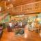 The Bear's Den Lodge - Terra Alta