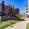 Torian Plum Plaza 302