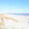 Lakefront and 1 Block to Beach! Walk to Main St - Myrtle strand