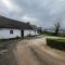 Private Thatched Cottage - with views - 莱特肯尼