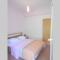 Holiday Home with free parking by the beach